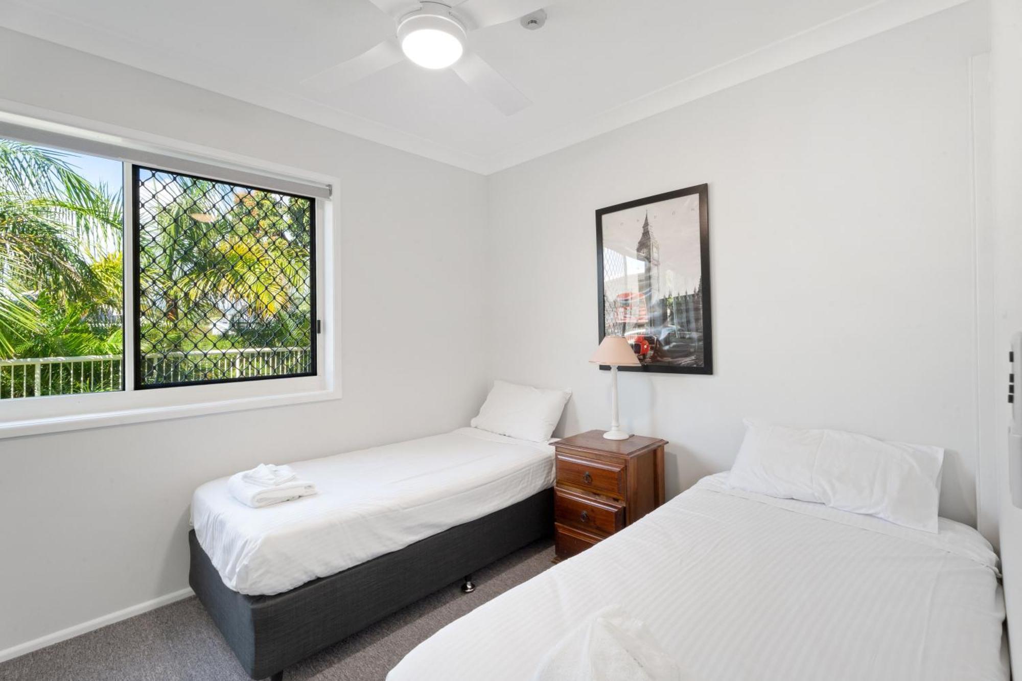 Charlton On The Esplanade Aparthotel Hervey Bay Exterior foto