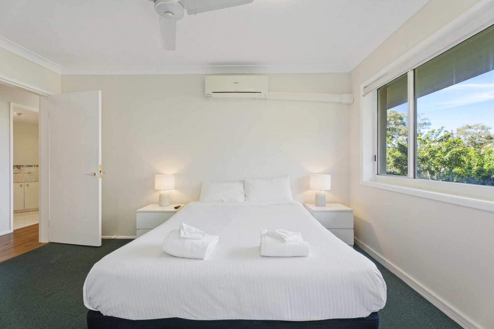 Charlton On The Esplanade Aparthotel Hervey Bay Exterior foto