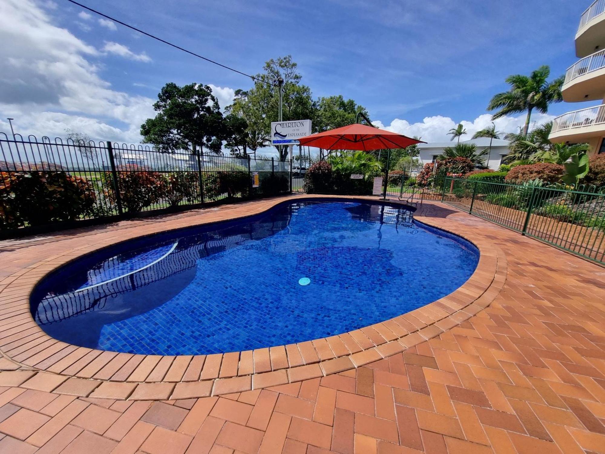 Charlton On The Esplanade Aparthotel Hervey Bay Exterior foto