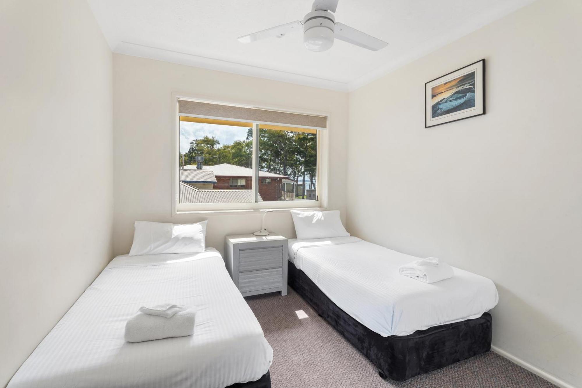 Charlton On The Esplanade Aparthotel Hervey Bay Exterior foto