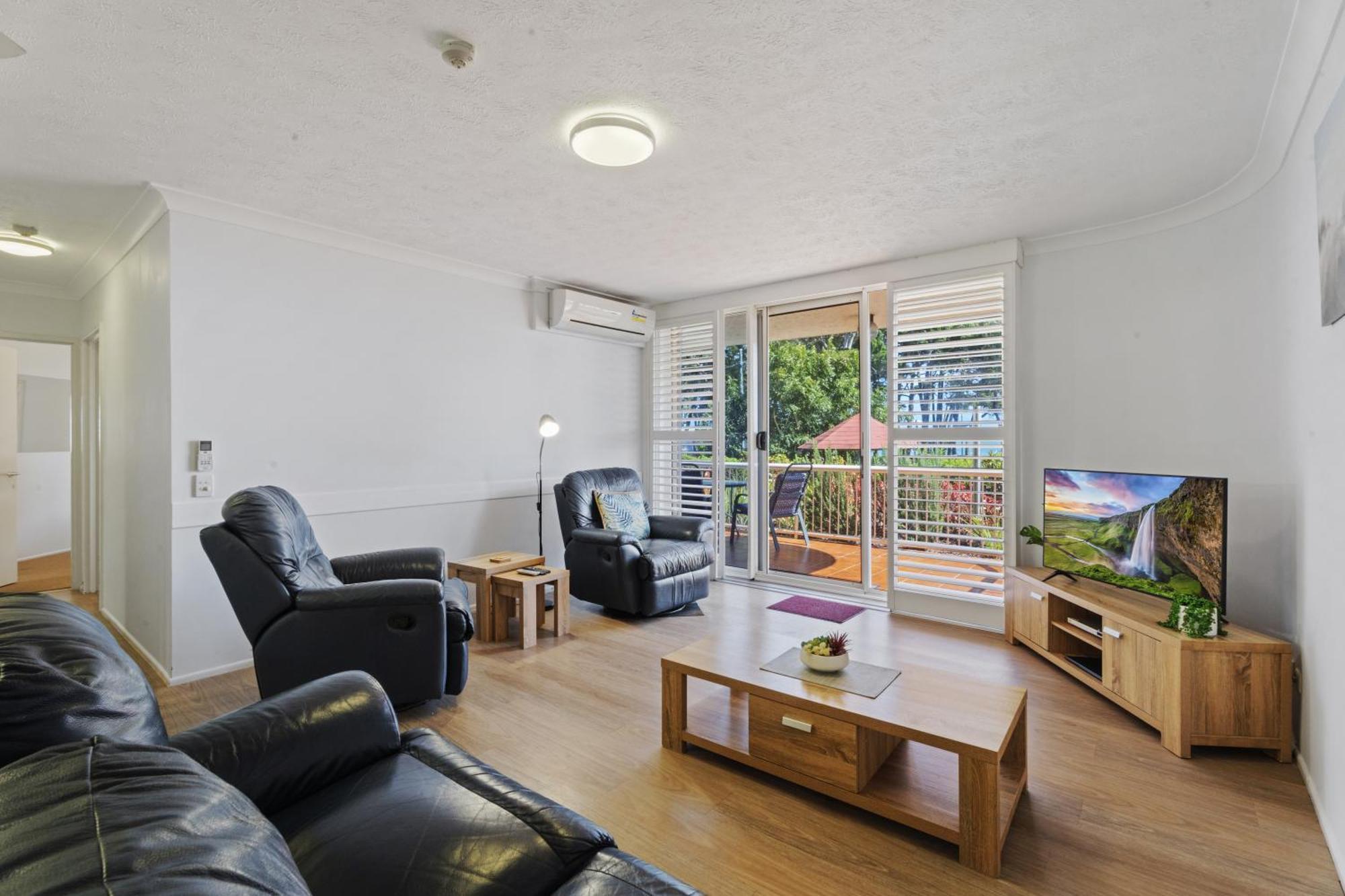 Charlton On The Esplanade Aparthotel Hervey Bay Exterior foto