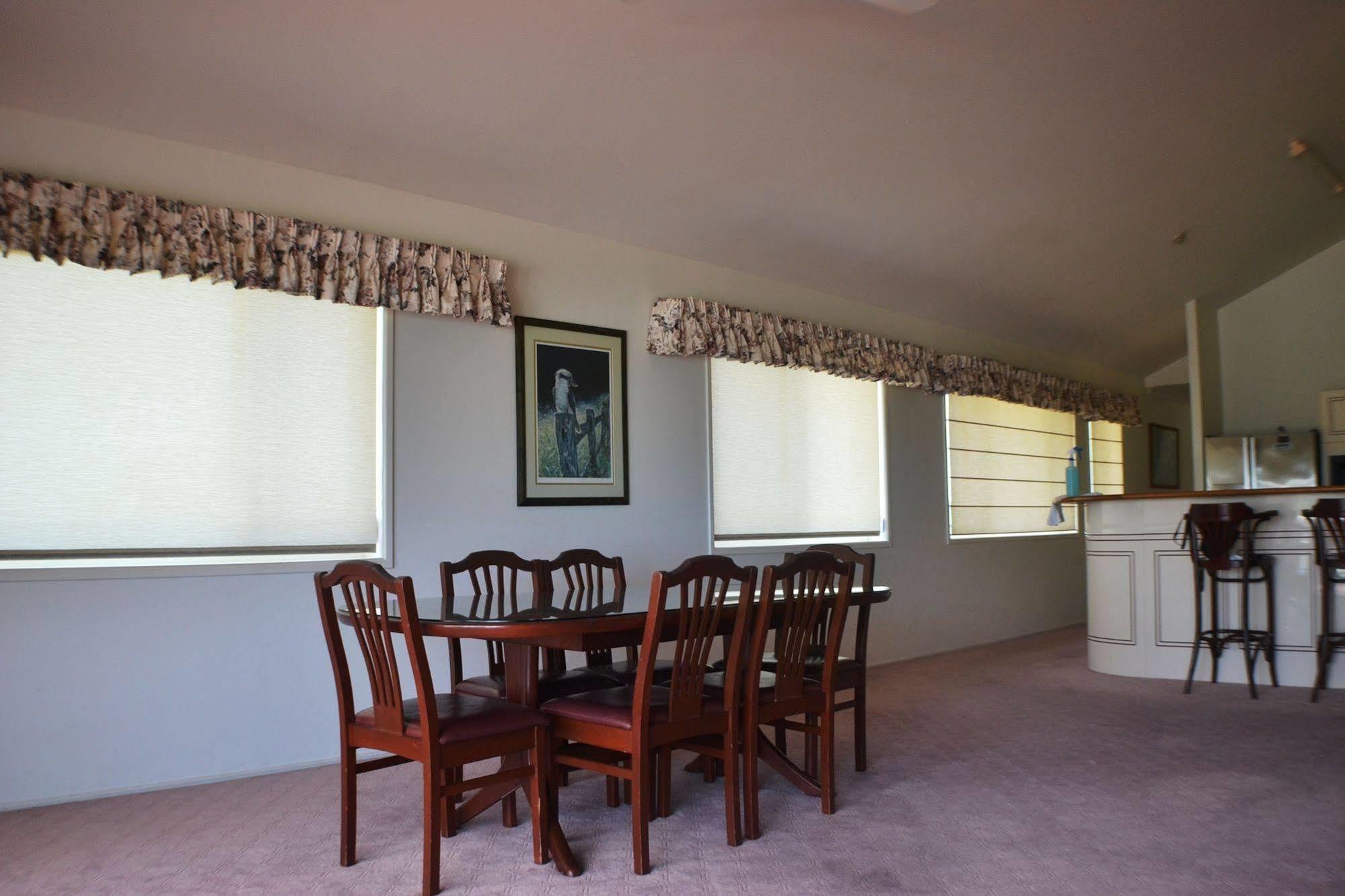 Charlton On The Esplanade Aparthotel Hervey Bay Exterior foto